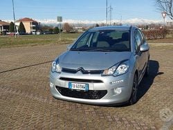 Grigio Usata 2015 Citroën C3 Feel Due volumi | 5900 € (Buon prezzo)