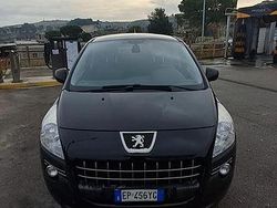 Usata 2013 Peugeot 3008 SUV | 4000 € (Ottimo prezzo)