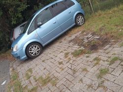 Usata 2010 Opel Meriva Monovolume | 3500 € (Buon prezzo)