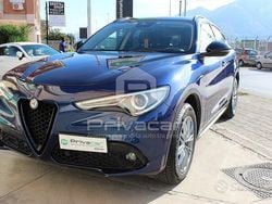 Blu Usata 2018 Alfa Romeo Stelvio SUV | 20.400 € (Buon prezzo)