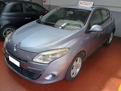 Argento Usata 2009 Renault Mégane III Dynamique Tre volumi | 5950 € (Buon prezzo)