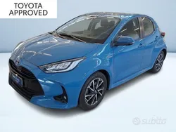 Blu metallizzato Usata 2021 Toyota Yaris Hybrid Trend Tre volumi | 16.100 € (Buon prezzo)