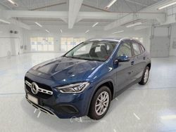 Blu Usata 2022 Mercedes GLA200 Business SUV | 34.499 € (Ottimo prezzo)