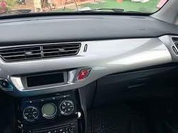 Nero Usata 2011 Citroën C3 Exclusive Due volumi | 5900 € (Molto cara)