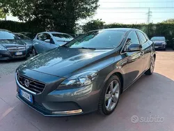 Grigio Usata 2013 Volvo V40 Momentum Station wagon | 5499 € (Ottimo prezzo)