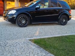 Nero Usata 2010 Mercedes ML350 SUV | 12.500 € (Cara)