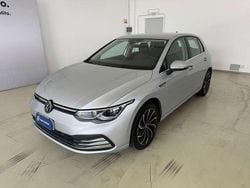 Reflex silver Usata 2022 VW Golf VIII Style Tre volumi | 22.200 € (Buon prezzo)