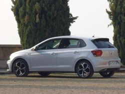 Bianco Usata 2020 VW Polo Sportline Tre volumi | 15.000 € (Buon prezzo)