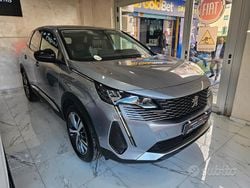 Grigio Usata 2023 Peugeot 3008 Allure SUV | 22.890 € (Ottimo prezzo)