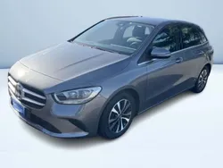 Nero metallizzato Usata 2022 Mercedes B180 Monovolume | 22.300 € (Ottimo prezzo)