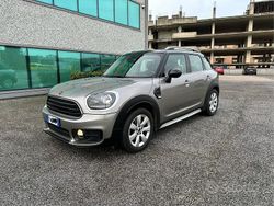 Grigio Usata 2018 Mini Cooper D Countryman Business SUV | 14.000 € (Buon prezzo)