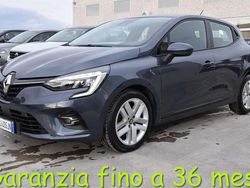 Grigio Usata 2022 Renault Clio V Business Tre volumi | 10.950 € (Ottimo prezzo)