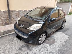 Nero Usata 2010 Peugeot 107 Due volumi | 4500 € (Buon prezzo)