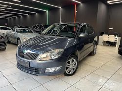 Grigio Usata 2011 Skoda Fabia Style Tre volumi | 5900 € (Molto cara)