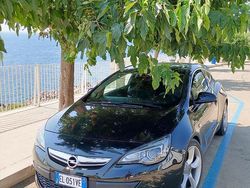 Nero Usata 2012 Opel Astra GTC Coupé | 6000 € (Molto cara)