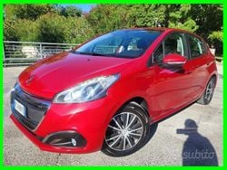 Rosso Usata 2016 Peugeot 208 Due volumi | 8300 € (Buon prezzo)