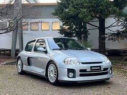 Argento Usata 2002 Renault Clio II Tre volumi | 69.000 €
