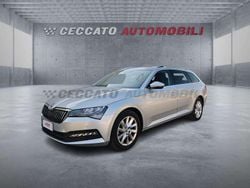 Grigio Usata 2023 Skoda Superb Executive Station wagon | 21.840 € (Super prezzo)