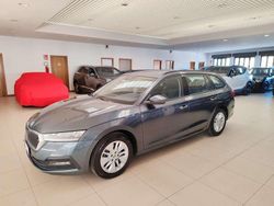 Grigio Usata 2021 Skoda Octavia Executive Station wagon | 16.900 € (Ottimo prezzo)