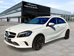 Bianco Usata 2017 Mercedes A200 Tre volumi | 18.500 € (Buon prezzo)