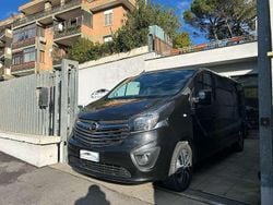 Nero Usata 2015 Opel Vivaro Monovolume | 9900 € (Super prezzo)