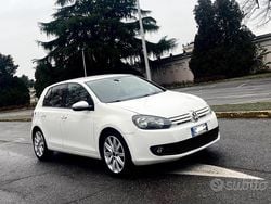 Bianco Usata 2010 VW Golf VI Tre volumi | 4800 € (Buon prezzo)