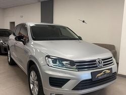 Argento Usata 2016 VW Touareg Executive SUV | 19.400 € (Buon prezzo)