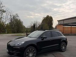 Usata 2016 Porsche Macan SUV | 33.900 € (Molto cara)
