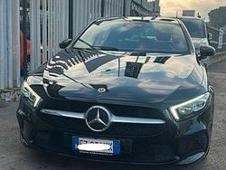 Nero Usata 2019 Mercedes A180 Tre volumi | 19.900 € (Buon prezzo)