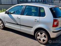 Usata 2002 VW Polo Tre volumi | 1500 € (Buon prezzo)
