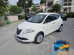 Bianco(met.) Usata 2014 Lancia Ypsilon Gold Due volumi | 5900 € (Buon prezzo)