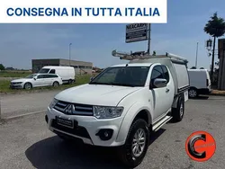 Bianco Usata 2014 Mitsubishi L200 Invite Pick-up | 11.900 € (Cara)