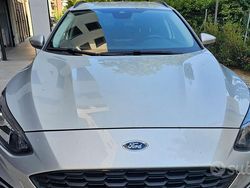 Grigio Usata 2019 Ford Focus Active Station wagon | 15.800 € (Buon prezzo)