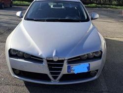 Usata 2006 Alfa Romeo 159 Progression Tre volumi | 3500 € (Cara)