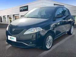 Nero Usata 2016 Lancia Ypsilon Silver Due volumi | 9500 € (Buon prezzo)