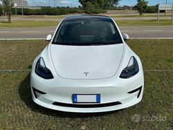Bianco Usata 2023 Tesla Model 3 RWD Tre volumi | 34.000 € (Cara)