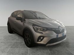 Grigio Usata 2022 Renault Captur Techno SUV | 18.790 € (Buon prezzo)