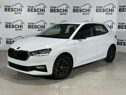 Bianco Usata 2025 Skoda Fabia Tre volumi | 16.900 € (Buon prezzo)