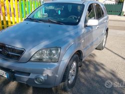 Grigio Usata 2005 Kia Sorento SUV | 5100 € (Molto cara)