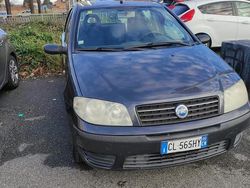 Blu Usata 2004 Fiat Punto Due volumi | 2000 €