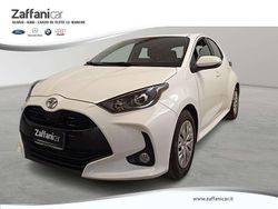 Bianco Usata 2023 Toyota Yaris Active Tre volumi | 15.700 € (Buon prezzo)