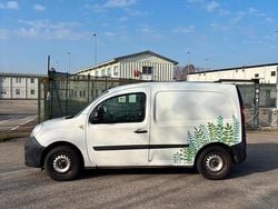 Bianco Usata 2013 Renault Kangoo Tre volumi | 4200 €
