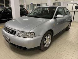 Argento Usata 1999 Audi A3 Ambiente Tre volumi | 3450 € (Molto cara)