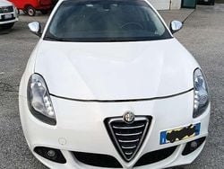 Bianco Usata 2013 Alfa Romeo Giulietta Due volumi | 6500 € (Buon prezzo)