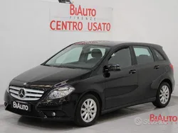 Nero Usata 2014 Mercedes B180 Executive Monovolume | 10.800 € (Buon prezzo)