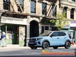 Bianco Nuova 2025 Citroën C3 PureTech Due volumi | 15.850 € (Buon prezzo)