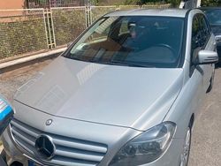 Grigio Usata 2013 Mercedes 180 Tre volumi | 5500 €