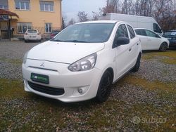 Bianco Usata 2015 Mitsubishi Space Star Tre volumi | 4500 €