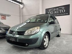 Verde Usata 2005 Renault Scénic II Dynamique Monovolume | 2900 €