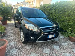 Usata 2010 Ford Kuga Individual SUV | 10.500 €